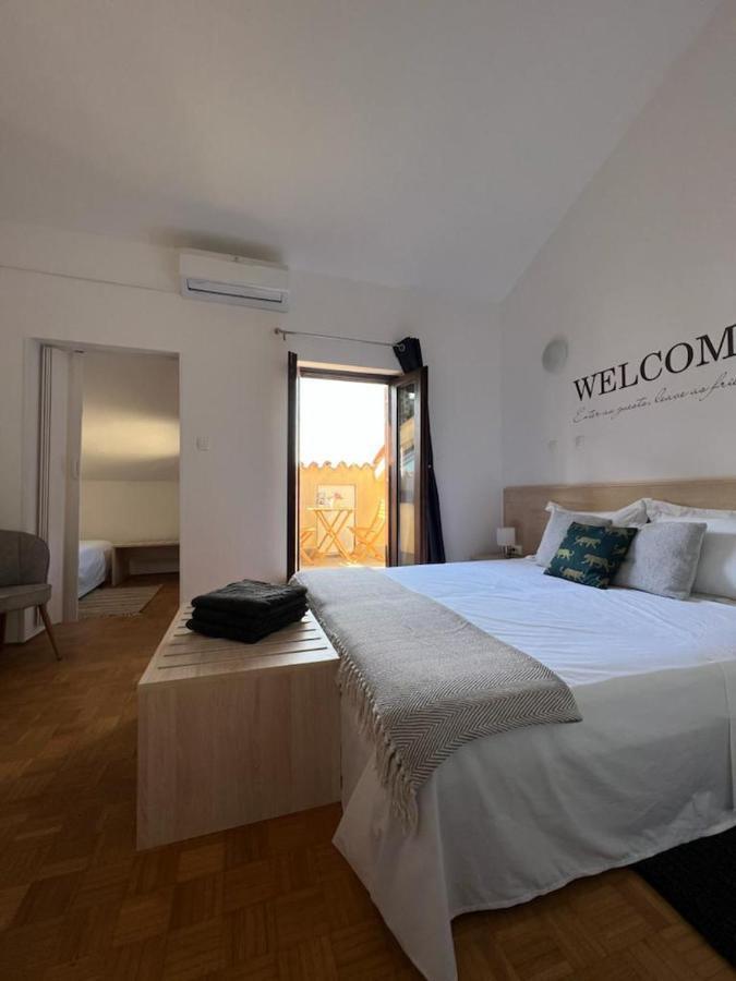 Vista Del Mar Bed and Breakfast Πιράν Εξωτερικό φωτογραφία
