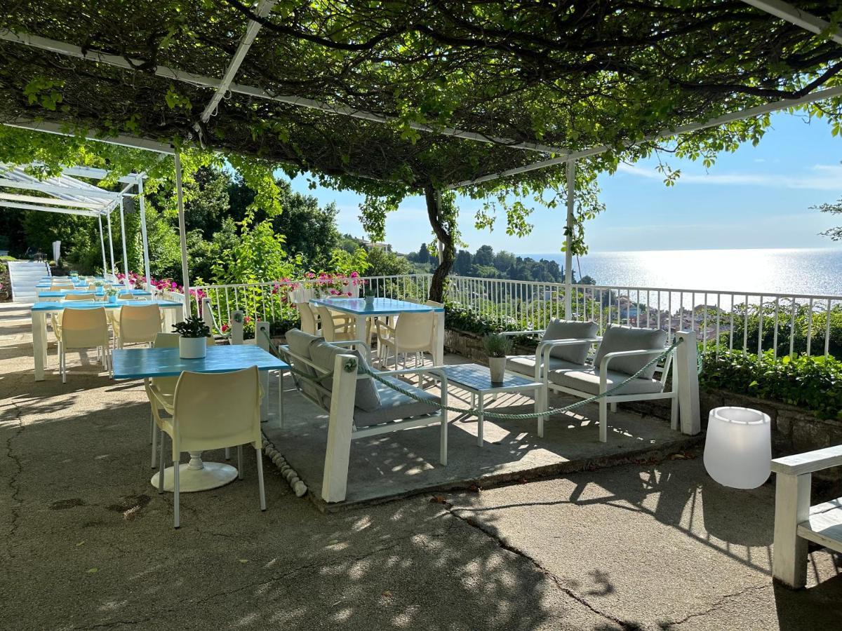 Vista Del Mar Bed and Breakfast Πιράν Εξωτερικό φωτογραφία